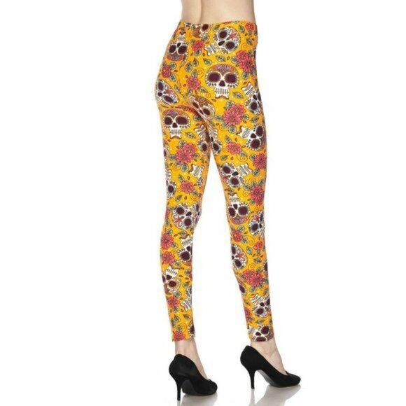 Plus Size Womens Buttery soft floral petal sugar skull leggings - Picture 5 of 10